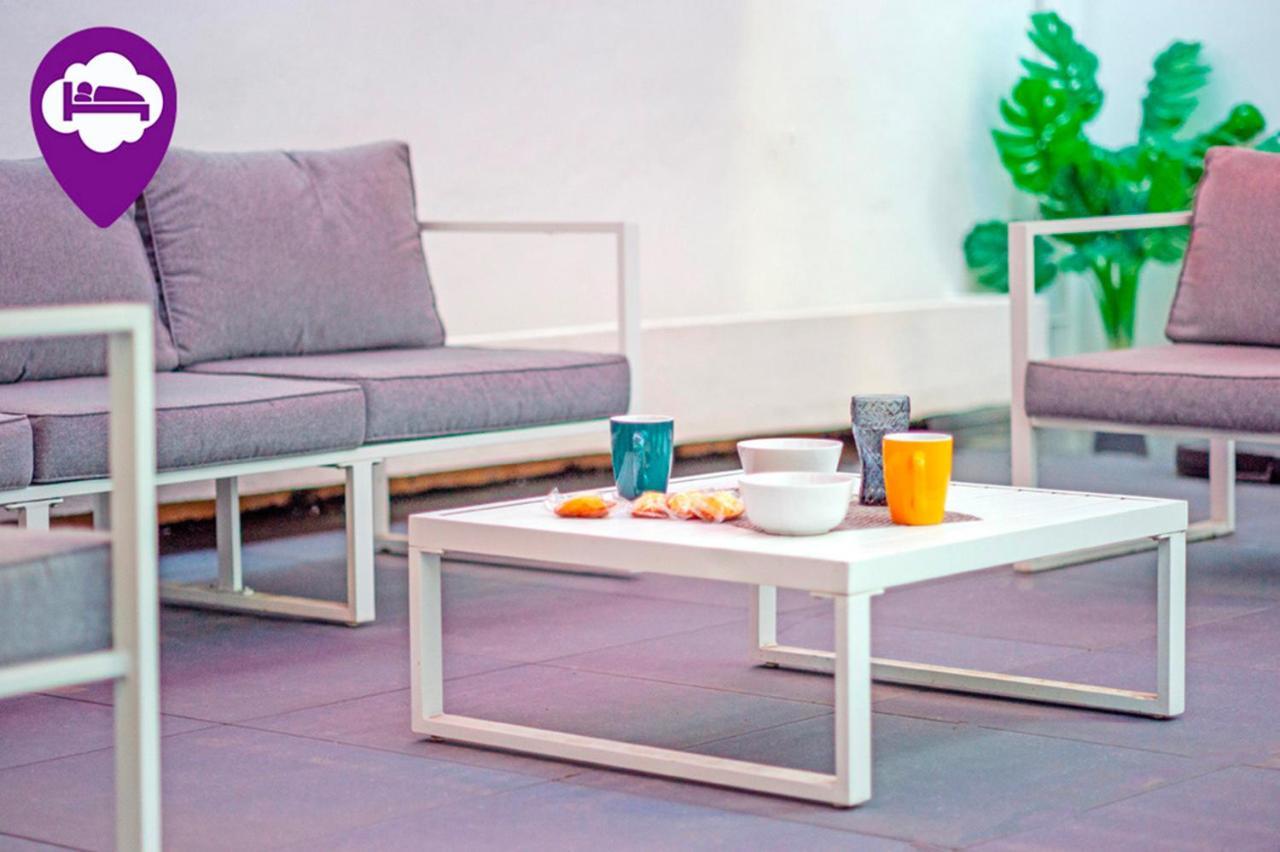 Loc'Nuit - Chambres Tout Confort - Hyper Centre Agen Esterno foto
